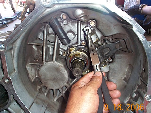 how to change a throwout bearing