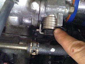 throttle body leaking-img_0549.jpg