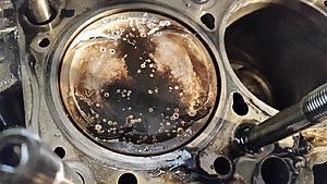 Piston/ Valve Damage-unnamed-1-.jpg