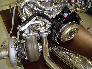 bracing an ebay turbo manifold-bmwstrut.jpg