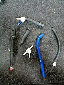 Vacuum hoses disconnected / Ghetto rigged-photo.jpg