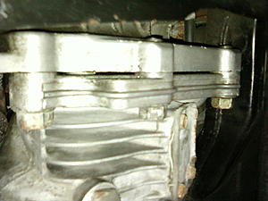 ***Evo 8 with small oil leak***-evo3.jpg