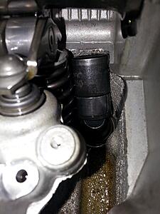 Mitsubishi left a socket in my engine from the assembly line-l9lbx1o.jpg