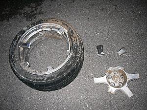 my wheel exploded - got pictures-wheel2-2.jpg