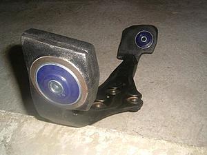 New WORKS USB (Urethane Suspension Bushing) - Rear Diff Support-dscf0062.jpg