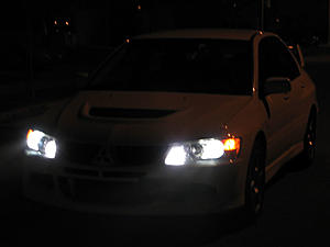 Supreme Power Super white H11 Bulbs installed...WOW!-hidwh1188wwside.jpg