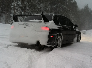 Post Your Evo With A &quot;unique Background&quot; Photo-evo_snow.png