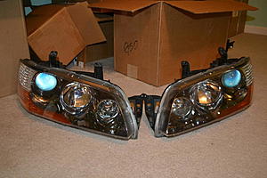 Finnaly got my JDM headlights, still waiting on my tails to come in.-dsc_0061.jpg