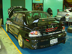 HKS shop in Taiwan-hks.jpg