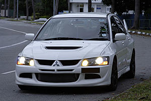 Post Pictures of EVO 7/8/9 With Aftermarket Wheels [MERGED]-corner.jpg