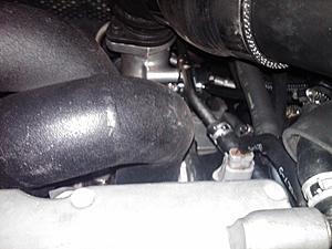 ETS Exhaust Manifold, causing plug to melt in engine compartment (and resolution)-img00037-20100116-2250.jpg