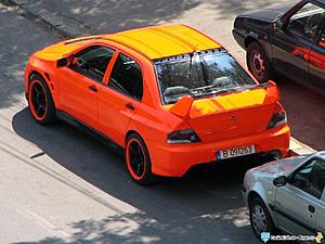 How about a hot pink evo ?-20070828_002m_438.jpg