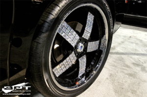 2004 sema show pics-too-much-bling.gif