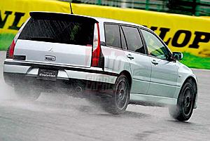 Lancer Evolution Wagon [MERGED]-car_portal_pic_20905.jpg