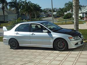 Lancer Evolution IX, SE, 9.5 Editions: Photos, News, Reviews, etc...[MERGED]-driveway-fl-hood.jpg