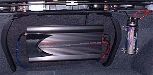 Amp mouted on rear seat!-amp.jpg