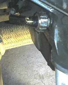 Oil light blinking on 02 Lancer-sensor2.jpg