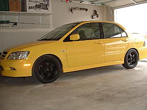 Black 16&quot; Rota Slipstreams on a Yellow OZ-dscf0002.jpg