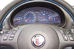 Alpina B3 3.3 (Woman's Car)-instr.jpg