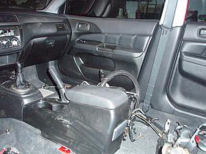 Pikes Peak or bust!-05-console-passenger-door.jpg