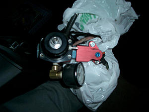 FS: Pruven Perf. fuel pressure regulator assembly w/ liquid gauge on stock fuel rail-fpr-aem-003.jpg