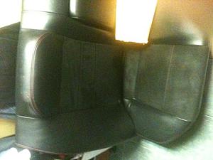 (NY)rear SE seats-tt.jpg