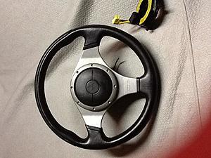 MINT evo VIII steering wheel-image.jpg