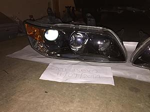 Evo 9 SE/MR headlights L&amp;R-img_0983.jpg