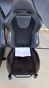 EVO 9 Stock Front Seats-20151107_151654.jpg