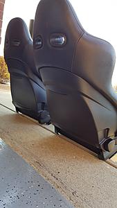 EVO 9 Stock Front Seats-20151107_152031.jpg