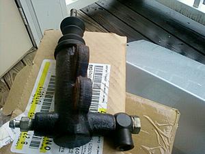 For Sale: Lots of OEM Parts for Cheap! (Atlanta,GA)-slave-cylinder-2.jpg