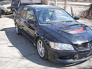 2005 Mitsubishi EVO rebuild-able, salvage, needs body work !-dscn7021.jpg