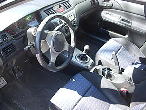 2005 Mitsubishi EVO rebuild-able, salvage, needs body work !-dscn7013.jpg