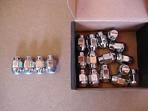 Small part out, come look! OEM, Megan, K&amp;N, lugs-dsc00734.jpg