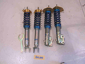 Giant Evo Part Out-ohlins2.jpg