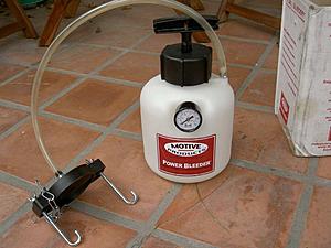 FS: Motive Products Power Bleeder-motive.jpg