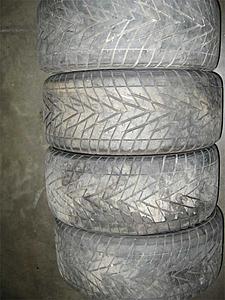 Stock 8 Wheels with tires-evo-8-wheels-tires-set-2.jpg