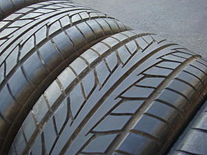 FS- So Cal - Like New Nitto NT-555 235 40 18 Tires-dsc03405.jpg