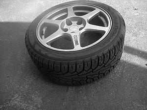 Nokian Hakkapeliitta Rsi Snow Tires-235/45/17-0929121351a.jpg