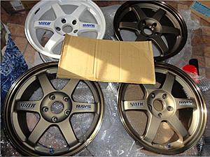 wts:Project te37s three bronze, 1 white 17x8+38 5x114.3 miami, FL-rblvl7n.jpg