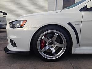 Advan TCIII - Silver finish- 18x10.5 +25-photo-1.jpg