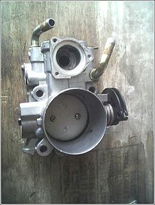 Stock Throttle Body and Intake Manifold-tb1.jpg