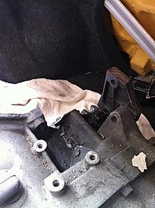 FS:06 5 speed trans and oem front motor mount-photo-2-.jpg