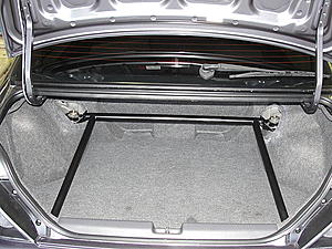 Ultra Racing rear strut bar cage-5.jpg